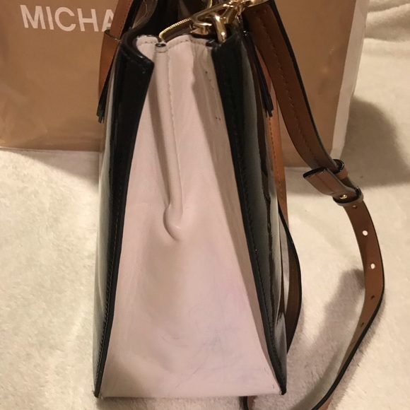 Purse - Picture 6 of 6